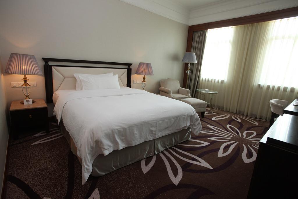 Foshan Fontainebleau Hotel Номер фото