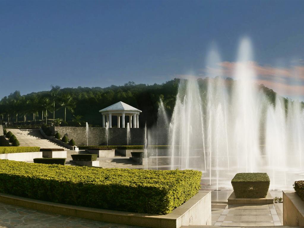 Foshan Fontainebleau Hotel Экстерьер фото